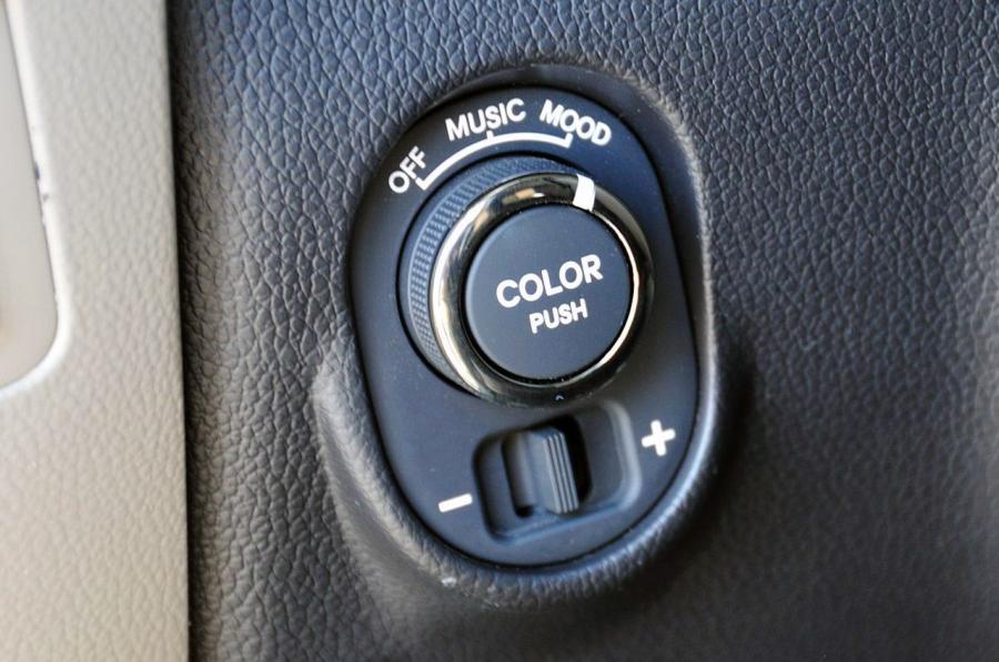  Kia Soul 2012 года  (фото 42 из 73)